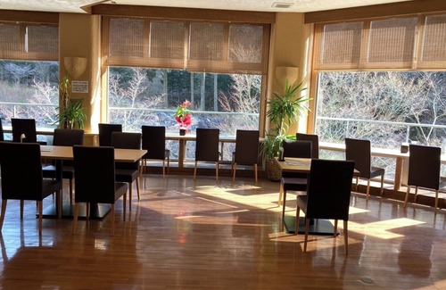 Shiso RV Rental | Weekdays Pets allowed Hotel room attached to s/Shiso City Hyōgo