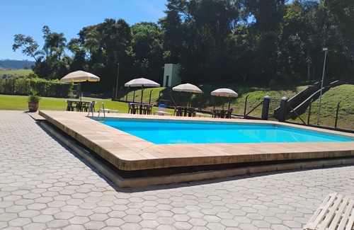 Braganca Paulista House | WEEKENDS AND SEASONAL - UP TO 30 PEOPLE - BROTHERHOODS AND RELIGIOUS RETREATS.