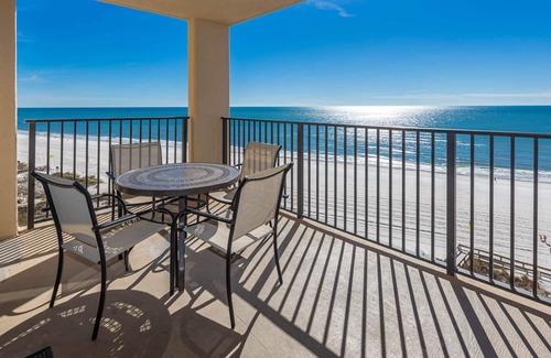 Orange Beach Condo | *WEEKLY SPECIALS!*! 9th Floor HIGH DEMAND 2BR Condo at Phoenix 5