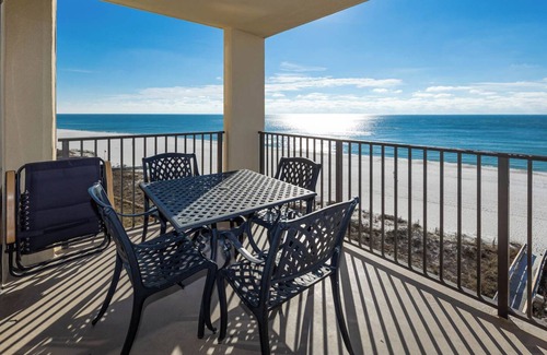 Orange Beach Condo | *WEEKLY SPECIALS!* * Phoenix IV 1BR! 6th floor!