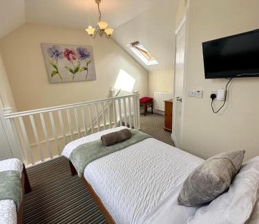 Welbury Apartment | Welbury Studio Sleeps 2 Pet Friendly & Parking