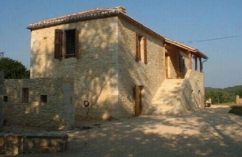 Puy-l'Eveque Cottage | Welcome at Clos du mayne, farm in the quercy in the middle of forest !
