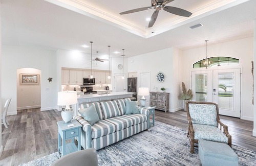 White Marsh House | Welcome Home to Your Sunset Retreat in Beautiful Rotonda West!