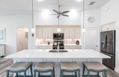 White Marsh House | Welcome Home to Your Sunset Retreat in Beautiful Rotonda West!