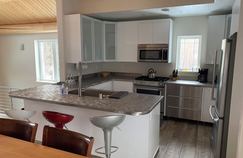Badger Apartment | Welcome to Alaska Garden Paradise South! A large luxury home in a quiet locale.n
