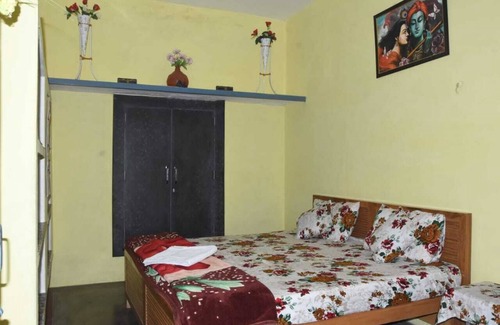 Khajuraho Bed & Breakfast | Welcome to all Travelers Enjoy Leaving With Indian Family and Learn Indian