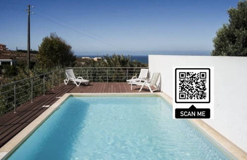 Atalaia Villa | Welcome to Casa Amour. Oceanview villa on the coast of Portugal.