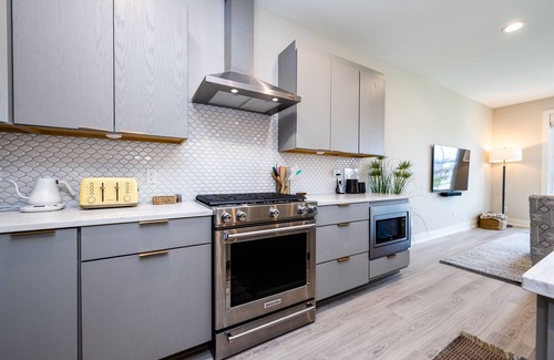 Saint Joseph House | Welcome to "It's a Shore Thing"- Your Serene Waterfront Haven!