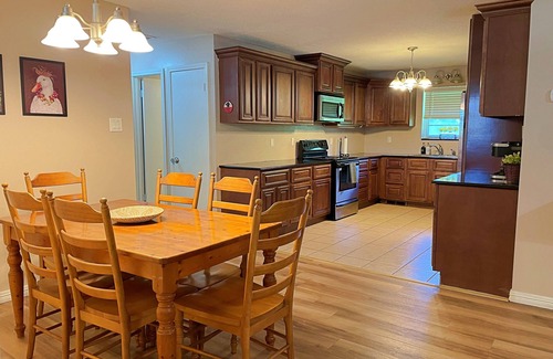 Mead House | Welcome to Lucky Duck Lodge – Your Lake Texoma Retreat!