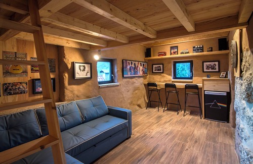 Ventosa House | WELCOME TO MANAGERS .!