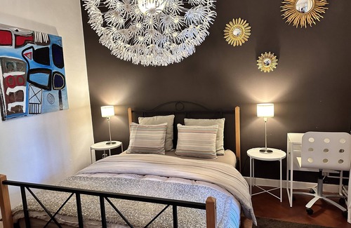 Onze-Lieve-Vrouw-ter-Sneeuw Bed & Breakfast | Welcome to my place B&B