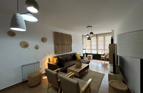 Porto do Barqueiro Apartment | Welcome to our cozy apartment in O Barco, Galicia!