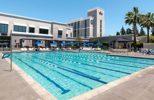 Contra Costa Centre House | Welcome to our Bay Club and more !
