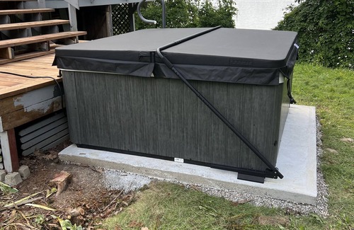 Greater Napanee Cottage | Welcome to our lakefront vacation rental!n