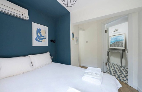 Rumeli Hisari House | Welcome to our lovely safe haven duplex home tucked away in our peaceful green patio