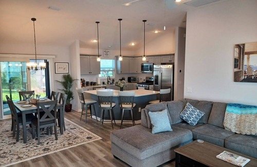 Bouvet Island House | Welcome to our Shady Brook Retreat!