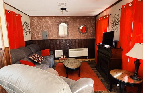 McArthur House | Welcome to Saturday Night Special