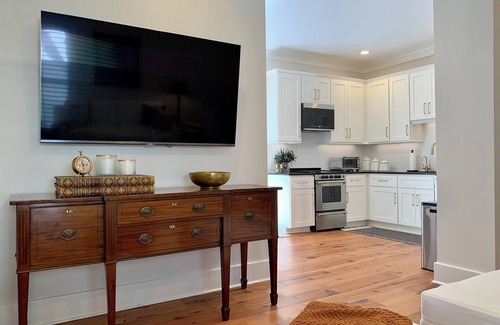 Historic District - North Apartment | Welcome to Shain Manor! Newly renovated Garden Suite for 2 & outdoor oasis!