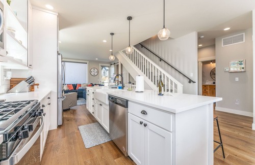 Chelan House | Welcome to Shore Beats Work at The Lookout at Lake Chelan