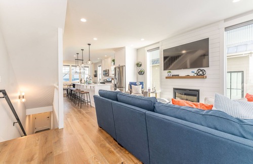 Chelan House | Welcome to Shore Beats Work at The Lookout at Lake Chelan