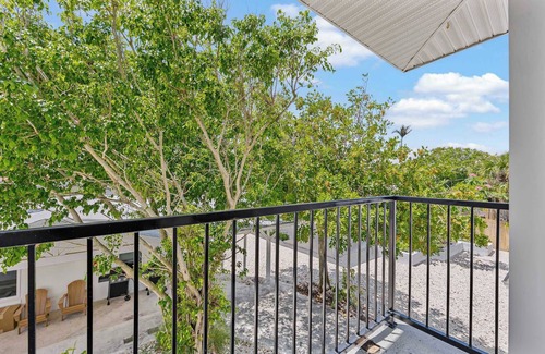 Parsuns To Cocoa Beach Apartment | Welcome to The Drift – Your Laid-Back Beach Escape in Cocoa Beach! #6