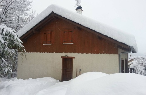 Marthod Cottage | Welcome to the gîte chez l'ami!