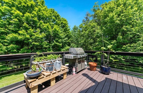 Kerhonkson House | Welcome to the Gunks