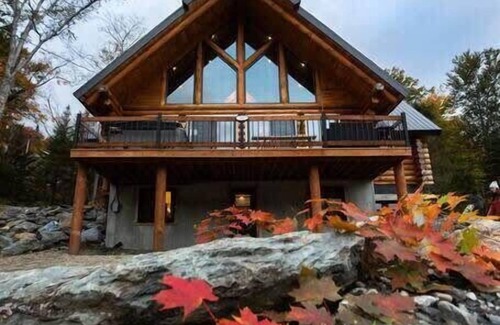Saint-Philemon Ski Chalet | Welcome to the JUNGLE - Log cabine - SPA