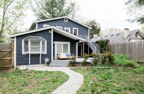 Picadome House | Welcome to "The Spot" Southland/6 Miles to Keeneland!