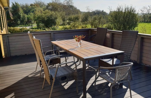 Vollerwiek House | Welcome to the WiekEnd. Our dreamy holiday home with dyke view for 6-8 people.