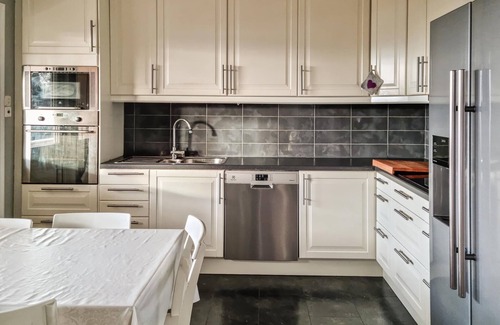 Kristiansand House | Welcome to this beautiful, spacious cottage overlooking the fjord.