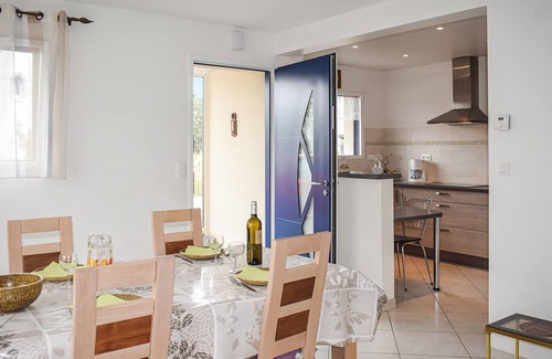 Trelevern House | Welcome to this beautiful cottage near the beach and sea.