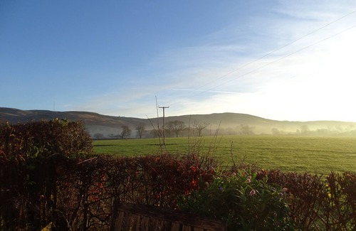 Hendrerwydd Cottage | Welcome to Tuolumne Cottage