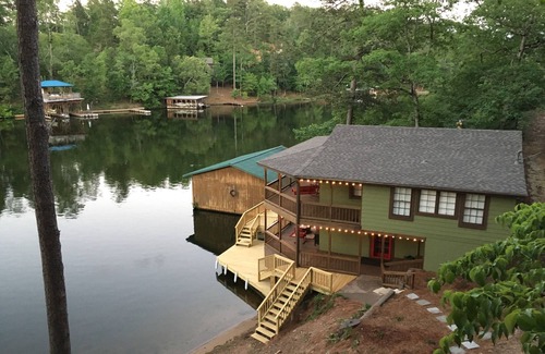 Clanton House | Welcome to Water's Edge!