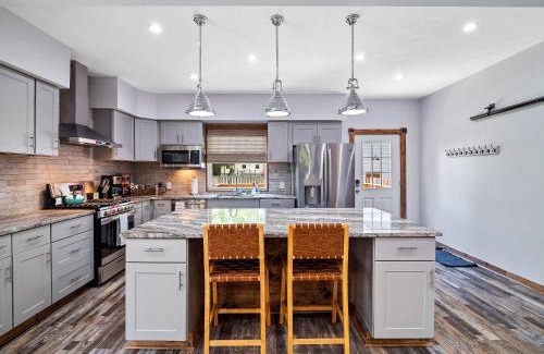 Geneva House | Welcome To Wine Country - Relaxed Luxury