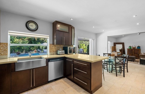 Southwest Ranches House | WELCOME TO YOUR PRIVATE OASIS, FULLY GATED ABD PRIVATE PROPERTY, HEATED POOL.