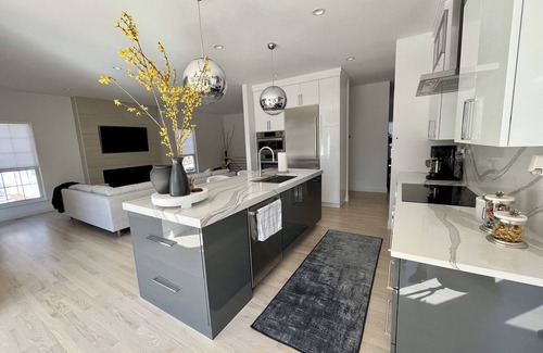 Westhampton House | Welcome to your glamorous Hamptons escape!