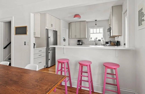 Centennial House | Welcome to your home away from home- Mid-term Rental!