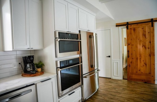 Parker Road Estates House | Welcome to your Temporary Home! Recently Renovated 4Bed/3Bath Home with Pool!