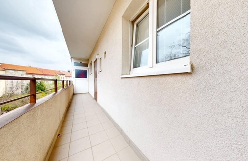 Nove Mesto Apartment | Welcoming 1-bedroom apartment in Bratislavský kraj