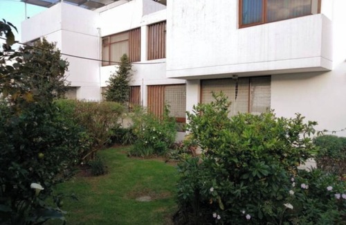 Quito Bed & Breakfast | Welcoming 1-bedroom casa particular, private bathroom and free parking