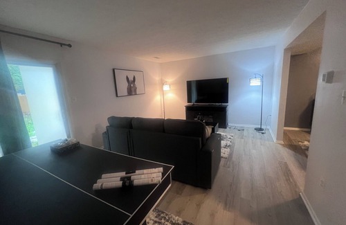 St. Charles House | Welcoming 3-bedroom townhome with AC in Waldorf