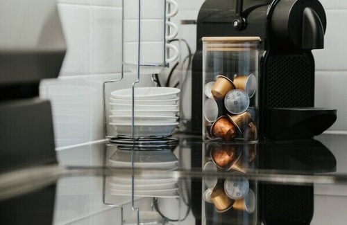 La Petite-Patrie Apartment | Welcoming and Light Filled 2bdr Apartment