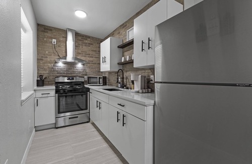 El Paso Apartment | Welcoming modern Apartment in Central El Paso