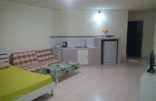 Ban Mai Apartment | Well come to Dmk Don Mueang Airport Guest House Bangkok Thailand
