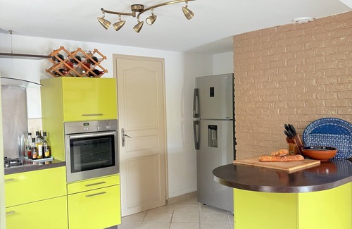 Murviel-les-Beziers Villa | Well equipped spacious villa with private pool between sea/mountains