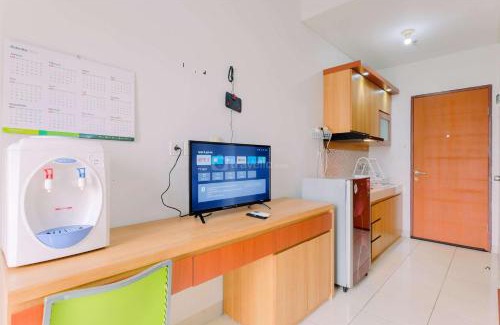 Depok Apartment | Well Furnished and Comfortable Studio Dave Apartment By Travelio