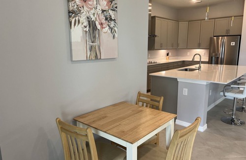 Venice Resort | Wellen Park Golf & Country Club resort style single family house full furnished.