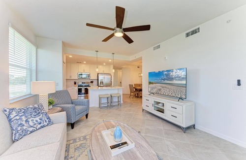 Venice Condo | Wellen Park Golf & Country Club. Comes with Golf Membership if Wanted