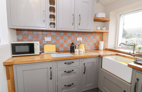 Caernarfon Cottage | Wenallt
